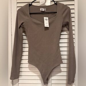 Hollister Ribbed Long Sleeve Bodysuit